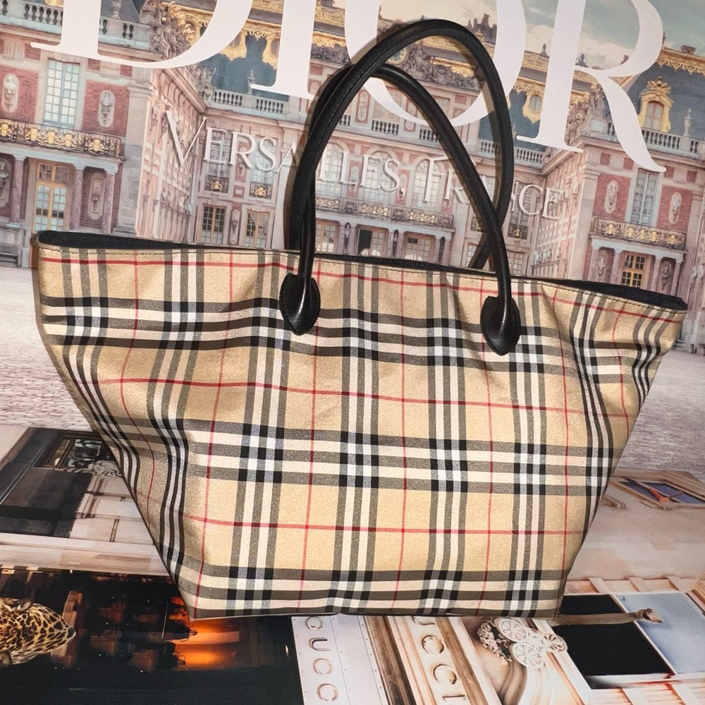 Burberrys nova check tote with Burberry charm - Picture 2 of 11
